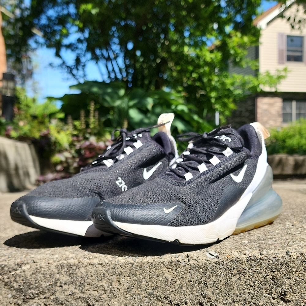 Nike Black and White Athletic Shoes with Streamlined Design